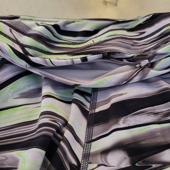 Base Pace High Rise Leggings, size 12 - Picture 7 of 15